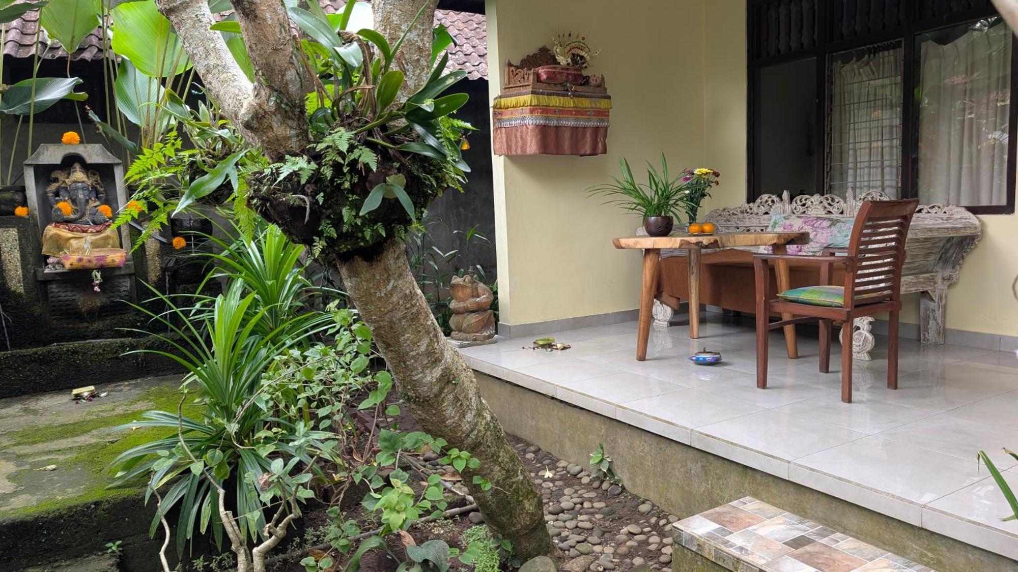 Krisda Ubud Guest House Exterior foto